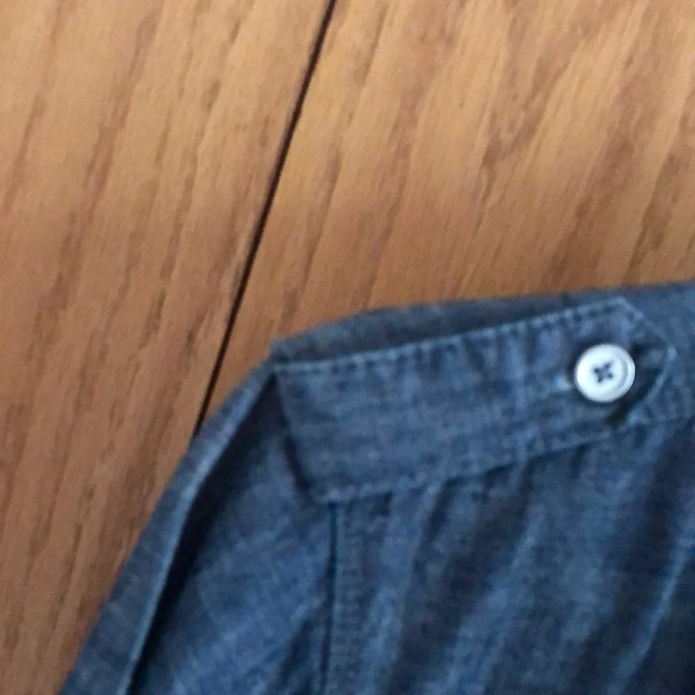 Chico's Denim Blue  Shirt size L/XL - Picture 7 of 9